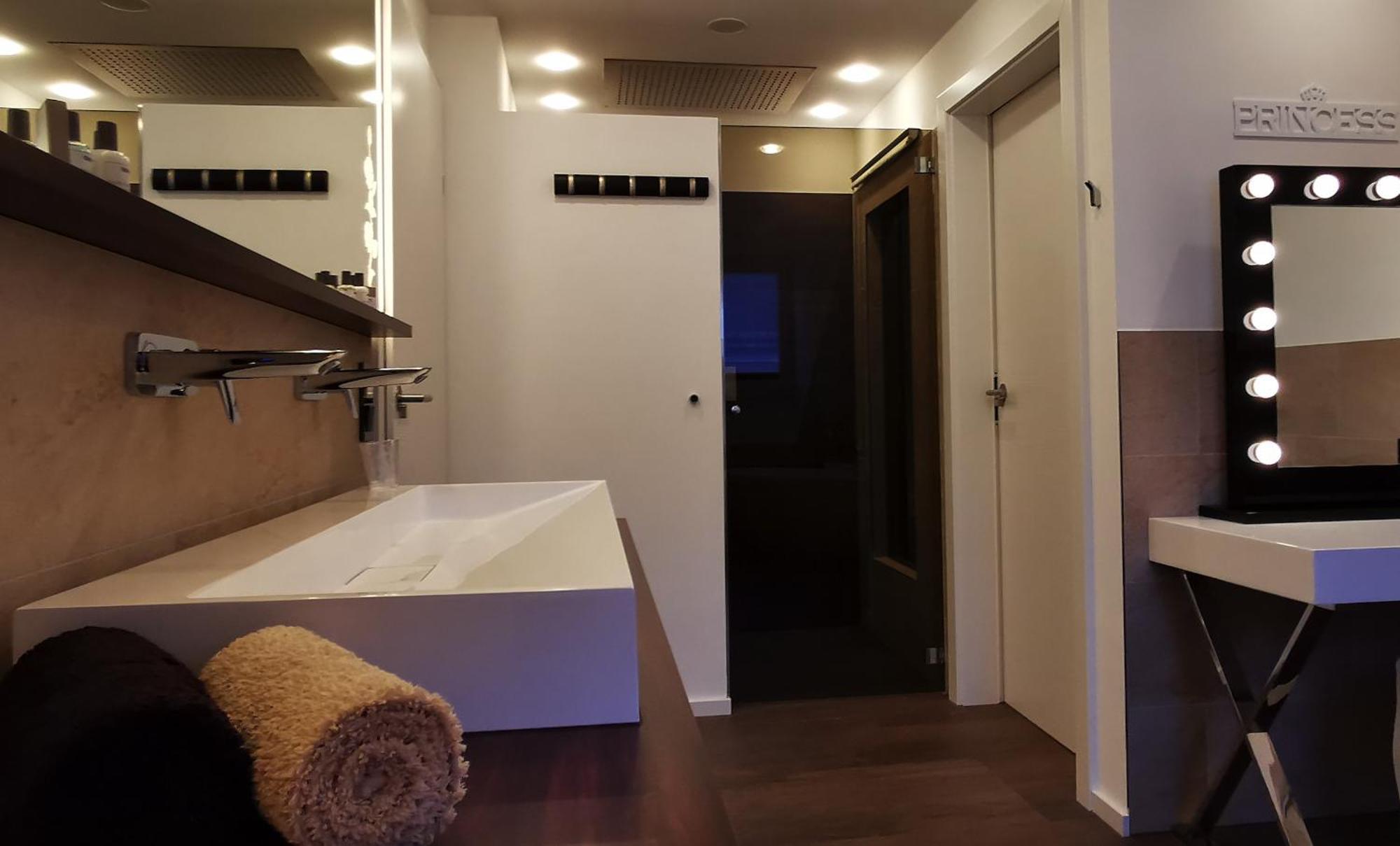 Luxor City Apartments Lienz Rom bilde
